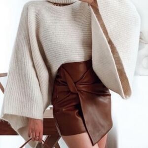 BNWT ZARA FAUX LEATHER SKIRT SZ S